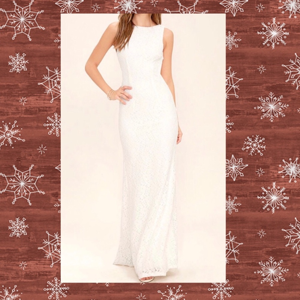 EUC LULUS MAGIC IN THE AIR IVORY LACE DRESS